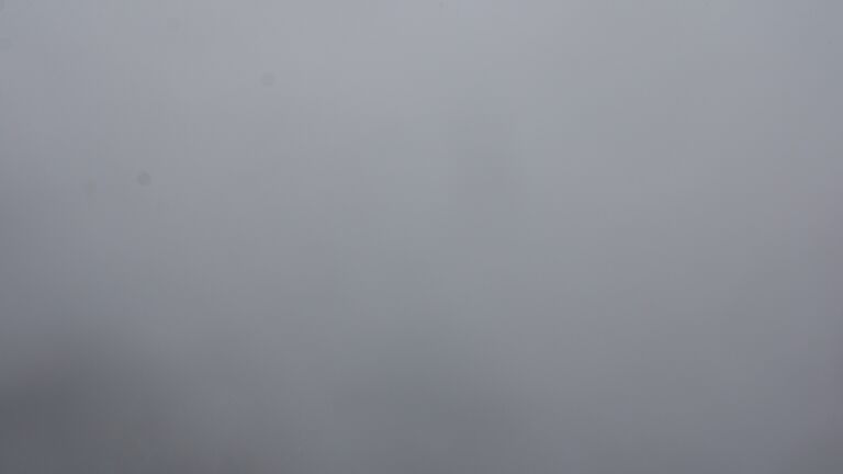 Dieses Bild zeigt eine Webcam-Aufnahme vom Achertal, aufgenommen am Dienstag, den 25.11.2025 um 12:50 Uhr. Die Temperatur betrug -0.5°C.