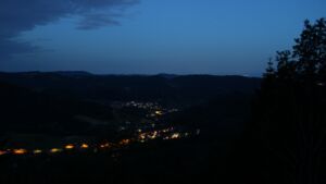 Dieses Bild zeigt eine Webcam-Aufnahme vom Achertal, aufgenommen am Samstag, den 20.06.2026 um 04:20 Uhr. Die Temperatur betrug 20.4°C.