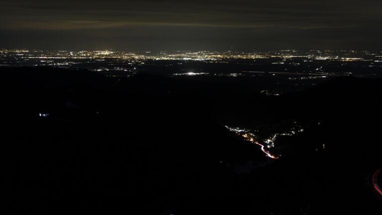 Dieses Bild zeigt eine Webcam-Aufnahme vom Achertal, aufgenommen am Mittwoch, den 14.01.2026 um 07:10 Uhr. Die Temperatur betrug 4.3°C.