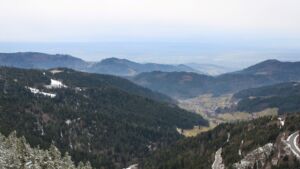 Dieses Bild zeigt eine Webcam-Aufnahme vom Achertal, aufgenommen am Dienstag, den 27.01.2026 um 14:40 Uhr. Die Temperatur betrug 5.4°C.