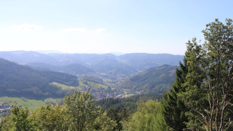 Dieses Bild zeigt eine Webcam-Aufnahme vom Achertal, aufgenommen am Dienstag, den 22.09.2026 um 13:40 Uhr. Die Temperatur betrug 20.5°C.