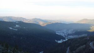 Dieses Bild zeigt eine Webcam-Aufnahme vom Achertal, aufgenommen am Mittwoch, den 19.11.2025 um 08:30 Uhr. Die Temperatur betrug -2.6°C.