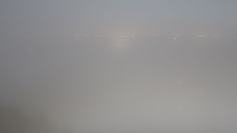 Dieses Bild zeigt eine Webcam-Aufnahme vom Achertal, aufgenommen am Freitag, den 05.12.2025 um 22:30 Uhr. Die Temperatur betrug -0.6°C.