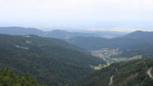 Dieses Bild zeigt eine Webcam-Aufnahme vom Achertal, aufgenommen am Mittwoch, den 16.07.2025 um 10:00 Uhr. Die Temperatur betrug 11.8°C.