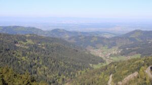 Dieses Bild zeigt eine Webcam-Aufnahme vom Achertal, aufgenommen am Freitag, den 24.04.2026 um 09:20 Uhr. Die Temperatur betrug 11.3°C.