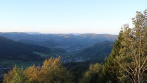 Dieses Bild zeigt eine Webcam-Aufnahme vom Achertal, aufgenommen am Donnerstag, den 29.10.2026 um 07:40 Uhr. Die Temperatur betrug 5.6°C.