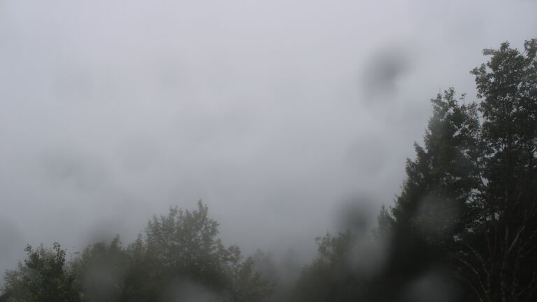 Dieses Bild zeigt eine Webcam-Aufnahme vom Achertal, aufgenommen am Donnerstag, den 08.10.2026 um 15:20 Uhr. Die Temperatur betrug 9.5°C.
