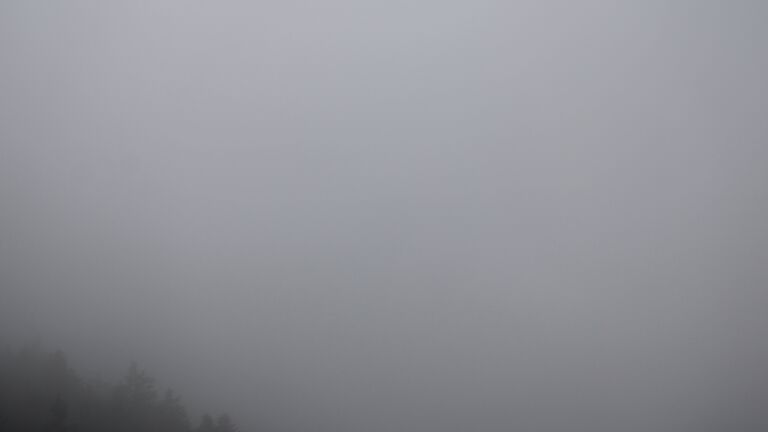 Dieses Bild zeigt eine Webcam-Aufnahme vom Achertal, aufgenommen am Sonntag, den 15.06.2025 um 18:10 Uhr. Die Temperatur betrug 14.2°C.