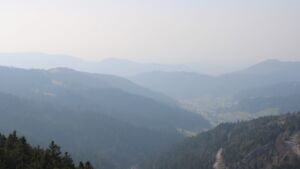 Dieses Bild zeigt eine Webcam-Aufnahme vom Achertal, aufgenommen am Sonntag, den 08.03.2026 um 15:00 Uhr. Die Temperatur betrug 11.2°C.