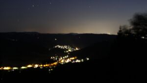 Dieses Bild zeigt eine Webcam-Aufnahme vom Achertal, aufgenommen am Dienstag, den 11.08.2026 um 22:20 Uhr. Die Temperatur betrug 22.3°C.