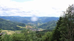 Dieses Bild zeigt eine Webcam-Aufnahme vom Achertal, aufgenommen am Mittwoch, den 03.06.2026 um 16:40 Uhr. Die Temperatur betrug 15.6°C.