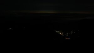 Dieses Bild zeigt eine Webcam-Aufnahme vom Achertal, aufgenommen am Mittwoch, den 04.02.2026 um 20:20 Uhr. Die Temperatur betrug 2°C.