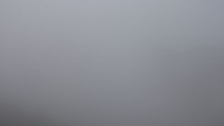 Dieses Bild zeigt eine Webcam-Aufnahme vom Achertal, aufgenommen am Montag, den 26.05.2025 um 08:30 Uhr. Die Temperatur betrug 6.4°C.