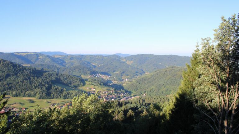 Dieses Bild zeigt eine Webcam-Aufnahme vom Achertal, aufgenommen am Freitag, den 10.07.2026 um 07:20 Uhr. Die Temperatur betrug 18.8°C.