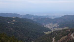 Dieses Bild zeigt eine Webcam-Aufnahme vom Achertal, aufgenommen am Mittwoch, den 10.12.2025 um 08:40 Uhr. Die Temperatur betrug 6.8°C.