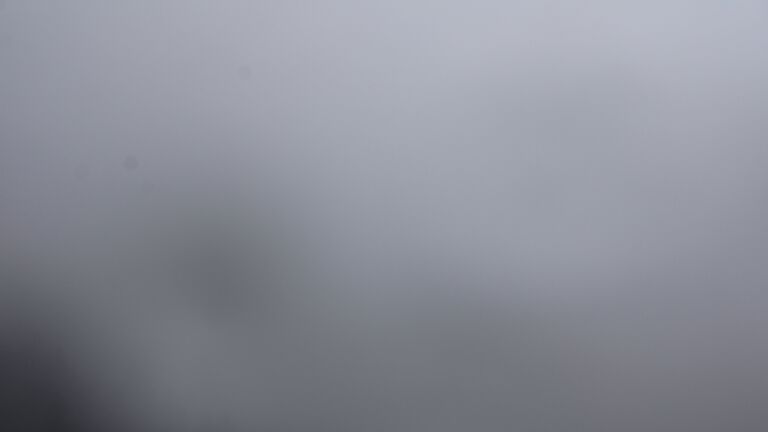 Dieses Bild zeigt eine Webcam-Aufnahme vom Achertal, aufgenommen am Donnerstag, den 25.09.2025 um 15:00 Uhr. Die Temperatur betrug 5.4°C.