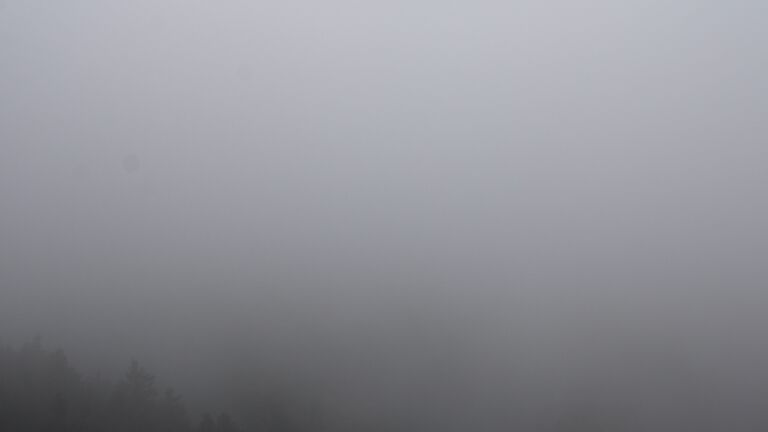 Dieses Bild zeigt eine Webcam-Aufnahme vom Achertal, aufgenommen am Samstag, den 25.10.2025 um 12:20 Uhr. Die Temperatur betrug 3.6°C.