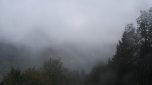 Dieses Bild zeigt eine Webcam-Aufnahme vom Achertal, aufgenommen am Sonntag, den 25.10.2026 um 17:20 Uhr. Die Temperatur betrug 5.4°C.