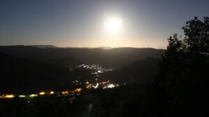 Dieses Bild zeigt eine Webcam-Aufnahme vom Achertal, aufgenommen am Dienstag, den 22.09.2026 um 01:00 Uhr. Die Temperatur betrug 10.9°C.