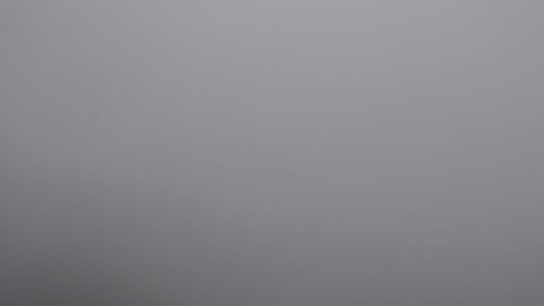 Dieses Bild zeigt eine Webcam-Aufnahme vom Achertal, aufgenommen am Sonntag, den 08.06.2025 um 08:50 Uhr. Die Temperatur betrug 7.8°C.