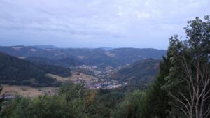 Dieses Bild zeigt eine Webcam-Aufnahme vom Achertal, aufgenommen am Freitag, den 21.08.2026 um 06:20 Uhr. Die Temperatur betrug 15.6°C.