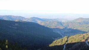 Dieses Bild zeigt eine Webcam-Aufnahme vom Achertal, aufgenommen am Dienstag, den 09.12.2025 um 09:40 Uhr. Die Temperatur betrug 10.6°C.