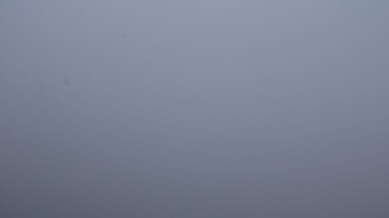 Dieses Bild zeigt eine Webcam-Aufnahme vom Achertal, aufgenommen am Dienstag, den 23.12.2025 um 14:20 Uhr. Die Temperatur betrug -3.5°C.