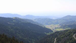 Dieses Bild zeigt eine Webcam-Aufnahme vom Achertal, aufgenommen am Freitag, den 08.05.2026 um 16:00 Uhr. Die Temperatur betrug 12.4°C.