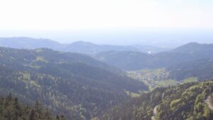 Dieses Bild zeigt eine Webcam-Aufnahme vom Achertal, aufgenommen am Sonntag, den 26.04.2026 um 17:30 Uhr. Die Temperatur betrug 14.5°C.