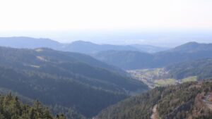 Dieses Bild zeigt eine Webcam-Aufnahme vom Achertal, aufgenommen am Freitag, den 27.02.2026 um 16:00 Uhr. Die Temperatur betrug 15.1°C.