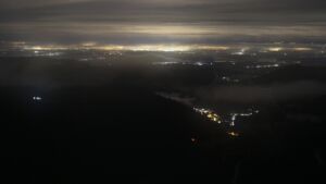 Dieses Bild zeigt eine Webcam-Aufnahme vom Achertal, aufgenommen am Donnerstag, den 11.12.2025 um 01:30 Uhr. Die Temperatur betrug 5.6°C.