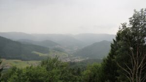 Dieses Bild zeigt eine Webcam-Aufnahme vom Achertal, aufgenommen am Freitag, den 17.07.2026 um 15:20 Uhr. Die Temperatur betrug 21.3°C.