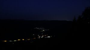 Dieses Bild zeigt eine Webcam-Aufnahme vom Achertal, aufgenommen am Donnerstag, den 25.06.2026 um 03:50 Uhr. Die Temperatur betrug 25.8°C.
