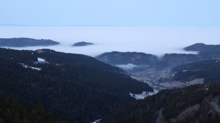 Dieses Bild zeigt eine Webcam-Aufnahme vom Achertal, aufgenommen am Dienstag, den 20.01.2026 um 07:50 Uhr. Die Temperatur betrug 7.2°C.