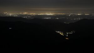 Dieses Bild zeigt eine Webcam-Aufnahme vom Achertal, aufgenommen am Samstag, den 11.04.2026 um 02:00 Uhr. Die Temperatur betrug 3.8°C.