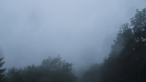 Dieses Bild zeigt eine Webcam-Aufnahme vom Achertal, aufgenommen am Dienstag, den 09.06.2026 um 05:50 Uhr. Die Temperatur betrug 12.2°C.