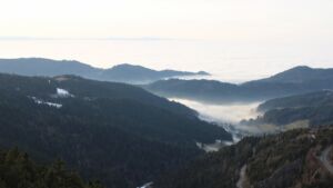 Dieses Bild zeigt eine Webcam-Aufnahme vom Achertal, aufgenommen am Mittwoch, den 21.01.2026 um 16:10 Uhr. Die Temperatur betrug 4.8°C.