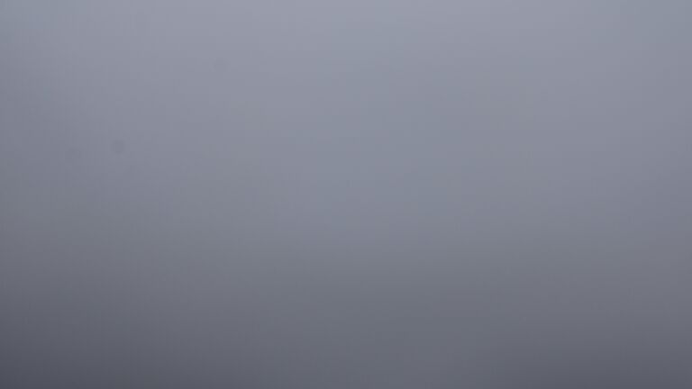 Dieses Bild zeigt eine Webcam-Aufnahme vom Achertal, aufgenommen am Dienstag, den 21.10.2025 um 13:20 Uhr. Die Temperatur betrug 8.1°C.