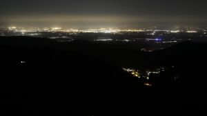 Dieses Bild zeigt eine Webcam-Aufnahme vom Achertal, aufgenommen am Dienstag, den 07.04.2026 um 01:30 Uhr. Die Temperatur betrug 6.6°C.