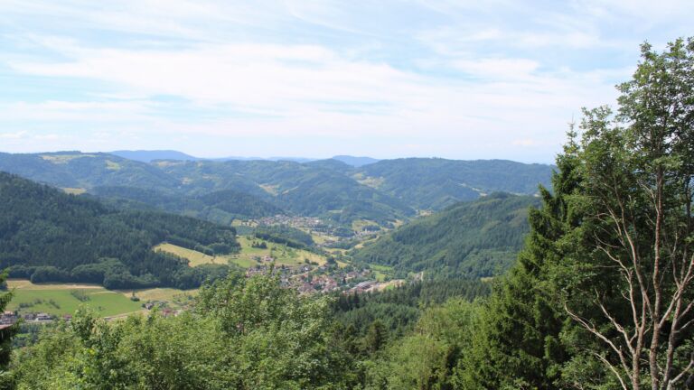 Dieses Bild zeigt eine Webcam-Aufnahme vom Achertal, aufgenommen am Freitag, den 03.07.2026 um 12:40 Uhr. Die Temperatur betrug 21.4°C.