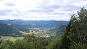Dieses Bild zeigt eine Webcam-Aufnahme vom Achertal, aufgenommen am Samstag, den 29.08.2026 um 14:10 Uhr. Die Temperatur betrug 20.9°C.
