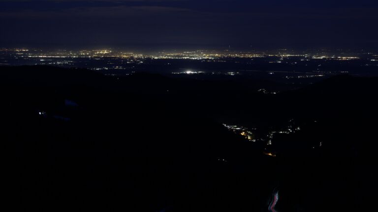 Dieses Bild zeigt eine Webcam-Aufnahme vom Achertal, aufgenommen am Samstag, den 17.01.2026 um 07:10 Uhr. Die Temperatur betrug 6.9°C.