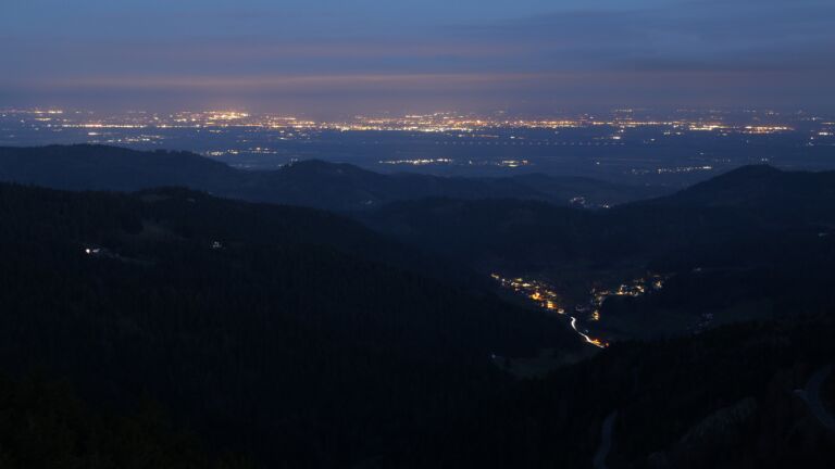 Dieses Bild zeigt eine Webcam-Aufnahme vom Achertal, aufgenommen am Montag, den 06.04.2026 um 06:10 Uhr. Die Temperatur betrug 4.1°C.