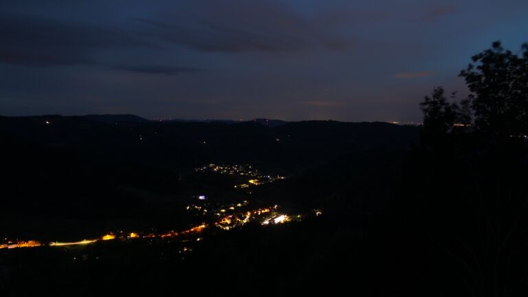 Dieses Bild zeigt eine Webcam-Aufnahme vom Achertal, aufgenommen am Freitag, den 18.09.2026 um 06:20 Uhr. Die Temperatur betrug 12.3°C.