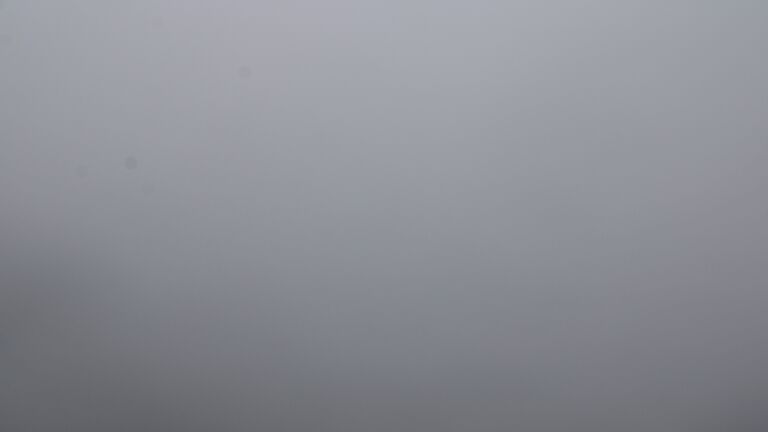 Dieses Bild zeigt eine Webcam-Aufnahme vom Achertal, aufgenommen am Sonntag, den 14.09.2025 um 13:20 Uhr. Die Temperatur betrug 9.7°C.