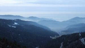 Dieses Bild zeigt eine Webcam-Aufnahme vom Achertal, aufgenommen am Samstag, den 31.01.2026 um 17:20 Uhr. Die Temperatur betrug 4.8°C.