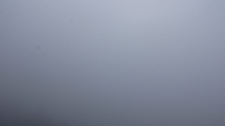 Dieses Bild zeigt eine Webcam-Aufnahme vom Achertal, aufgenommen am Samstag, den 29.11.2025 um 14:30 Uhr. Die Temperatur betrug 5.1°C.