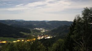 Dieses Bild zeigt eine Webcam-Aufnahme vom Achertal, aufgenommen am Dienstag, den 29.09.2026 um 03:30 Uhr. Die Temperatur betrug 22.3°C.