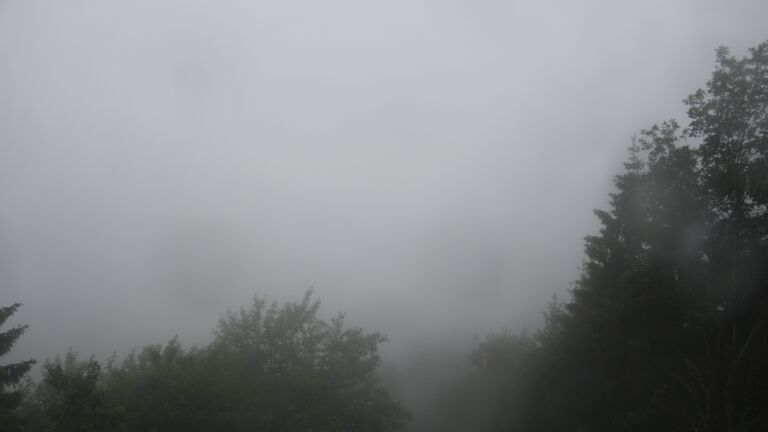 Dieses Bild zeigt eine Webcam-Aufnahme vom Achertal, aufgenommen am Freitag, den 12.06.2026 um 06:40 Uhr. Die Temperatur betrug 8.5°C.