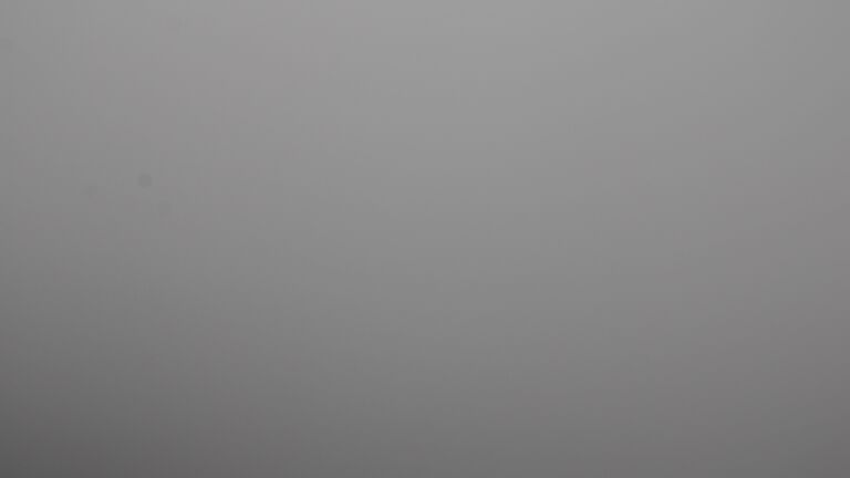Dieses Bild zeigt eine Webcam-Aufnahme vom Achertal, aufgenommen am Sonntag, den 27.07.2025 um 08:30 Uhr. Die Temperatur betrug 12.8°C.